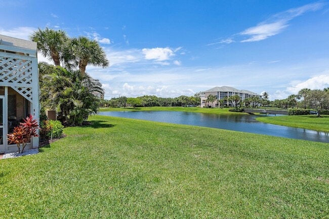 Building Photo - 353 S US Hwy 1