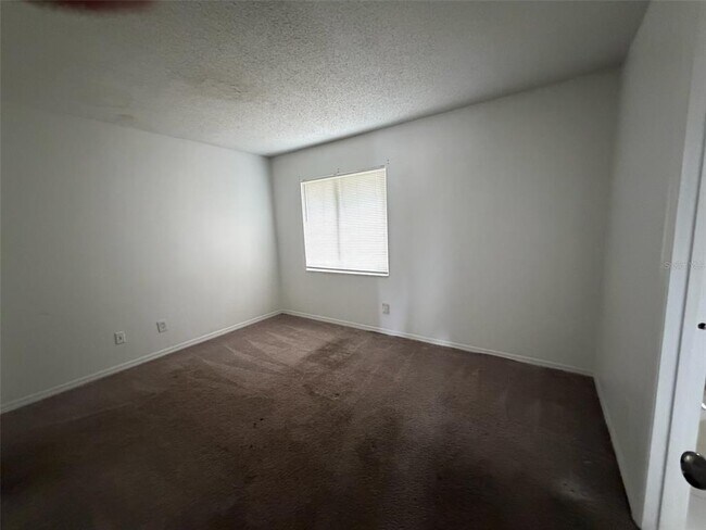 Building Photo - 2714 Adela Ave