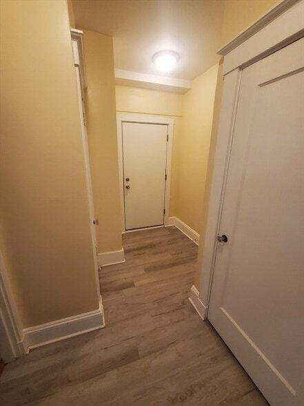 Building Photo - 415 County St