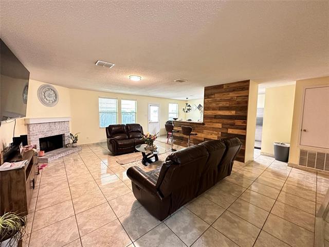 Building Photo - 2228 Zion Hill