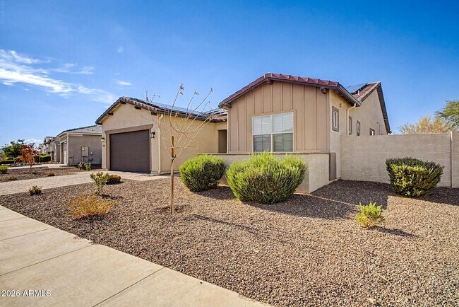 Building Photo - 17864 W Amberwood Dr
