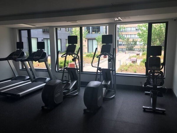 Building Photo - 1480 Tremont St