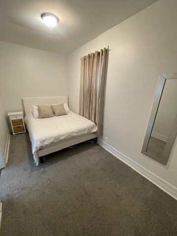 Building Photo - 3625 W Shakespeare Ave