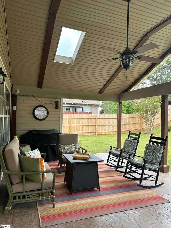 Building Photo - 103 Reedy River Way