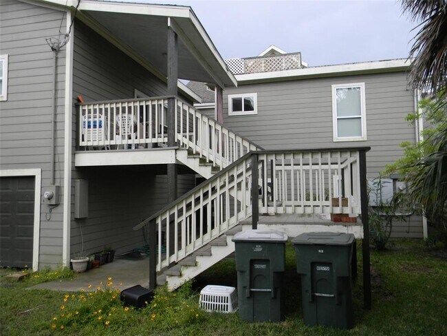 Primary Photo - 1510 Avenue K