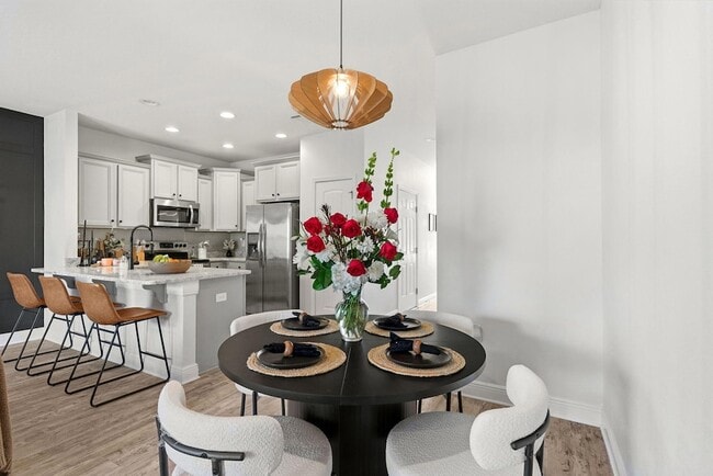 Building Photo - 25 Crossing Ln