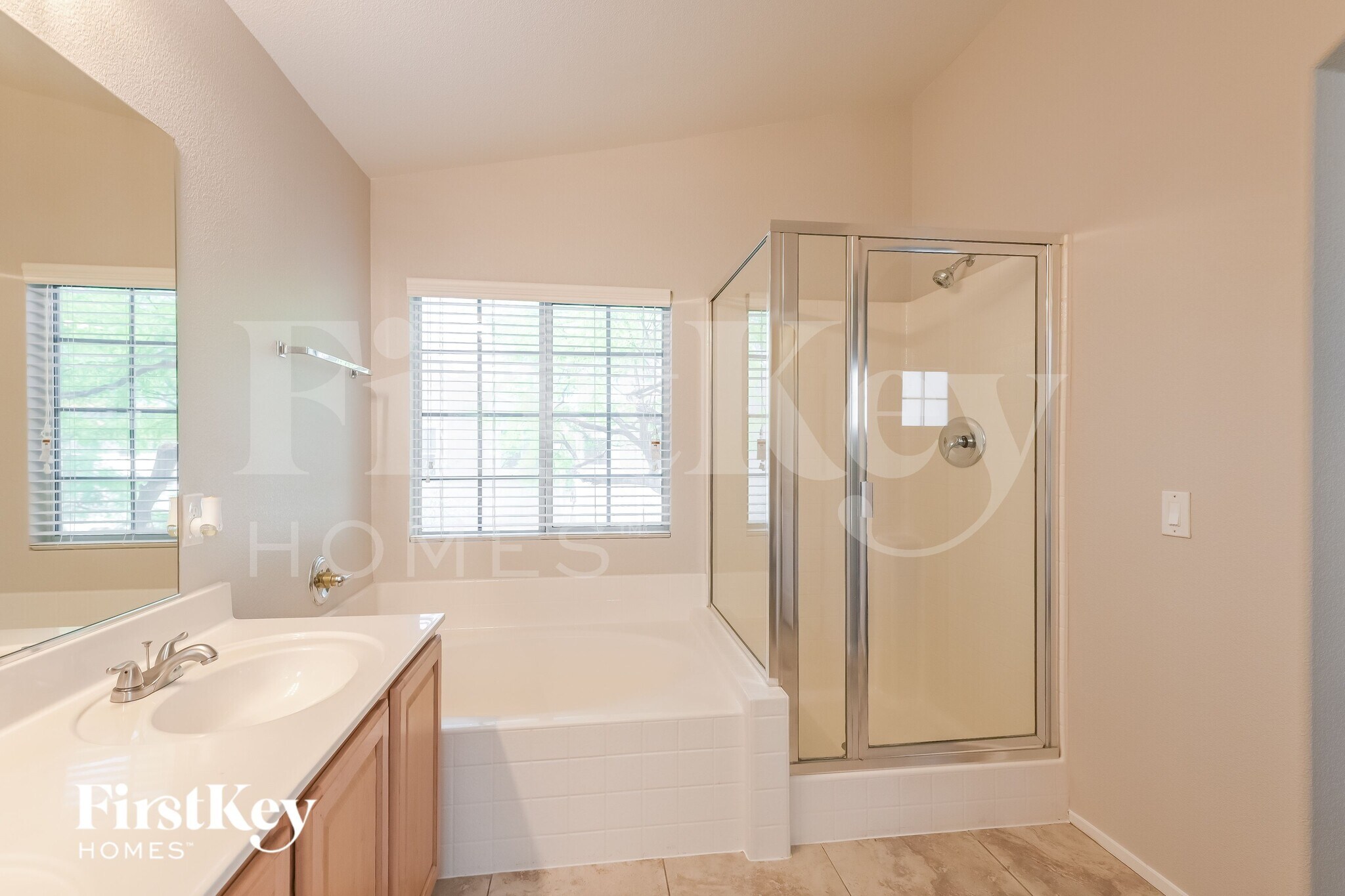 Building Photo - 2465 Belt Buckley Dr