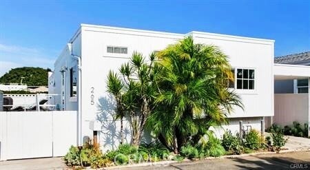 Building Photo - 265 Mayflower Dr