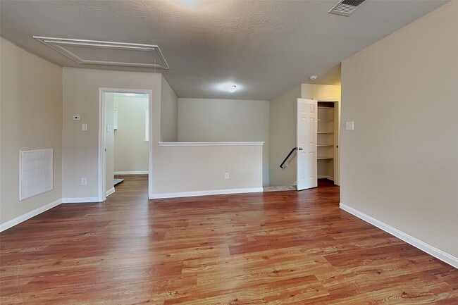 Building Photo - 15458 Bammel Oaks Ct