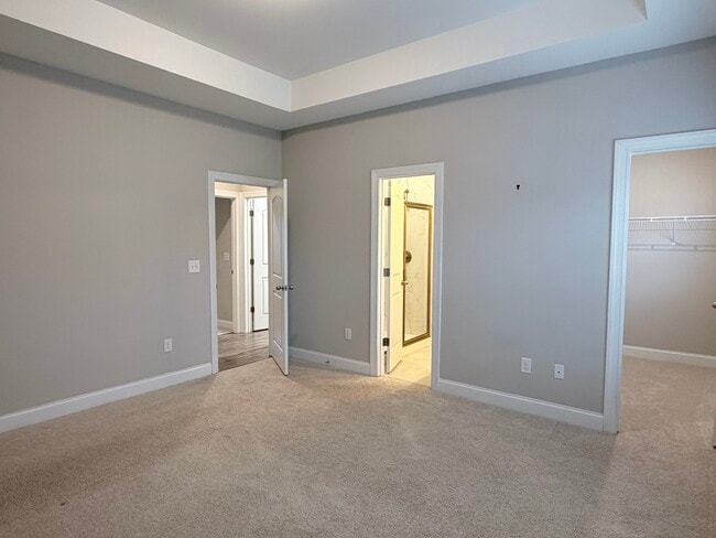 Building Photo - 57 Walnut Springs Dr