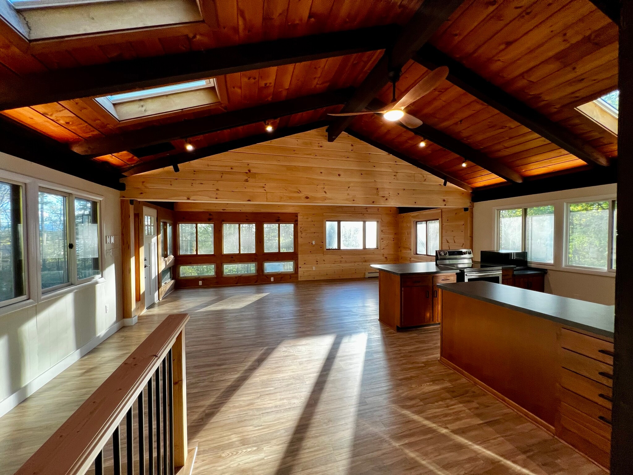 Building Photo - 69 Scenic Dr