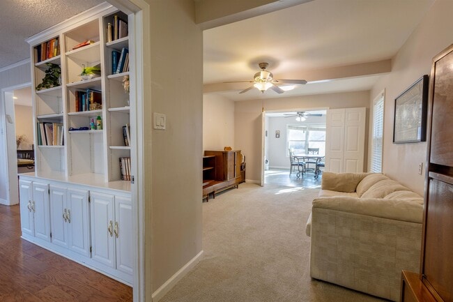 Building Photo - 5454 Brantford Ave