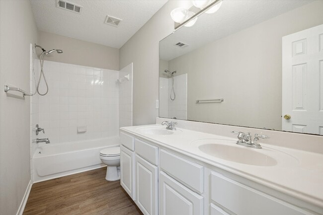 Building Photo - 15315 Streetcar Ct