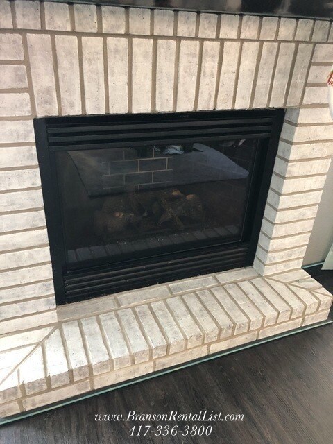 Building Photo - Spacious Basement Home with Breathtaking Views!!!