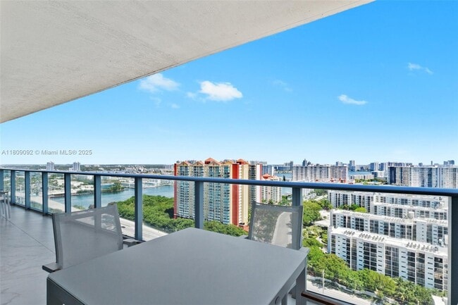 Building Photo - 300 Sunny Isles Blvd