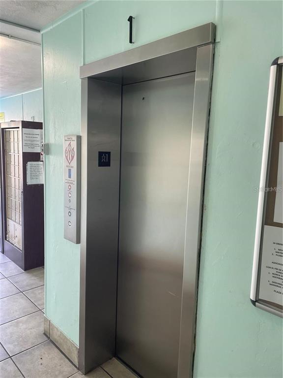 Building Photo - 223 Columbia Dr