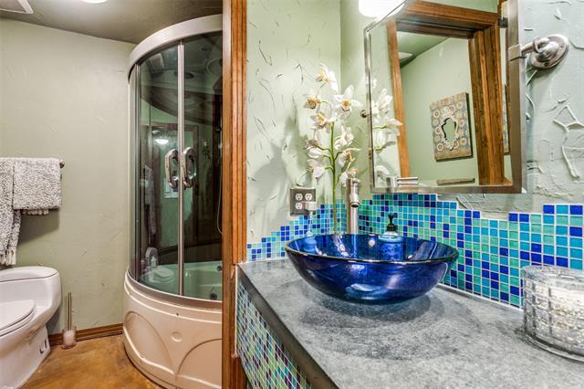 Building Photo - 319 Ashley Dr