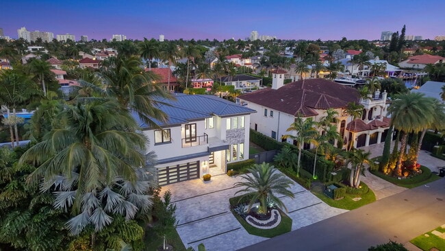 Building Photo - 334 Isle of Capri Dr