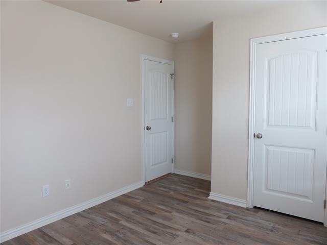 Building Photo - 1321 Crestview Dr