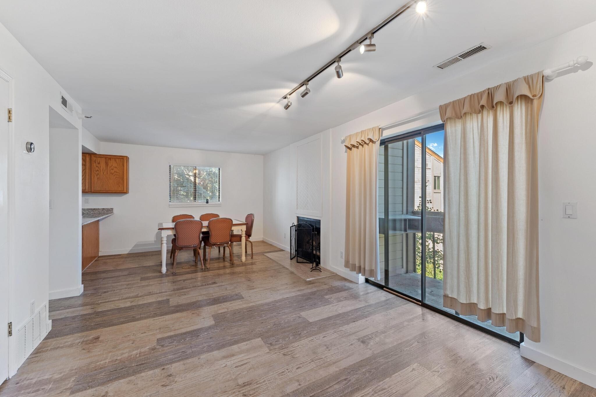 Building Photo - 1650 Upper Ironhorse Loop