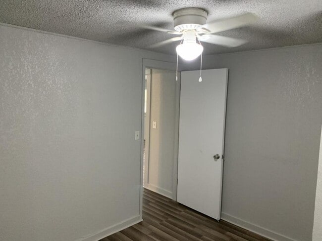 Building Photo - 4229 NE 20th St