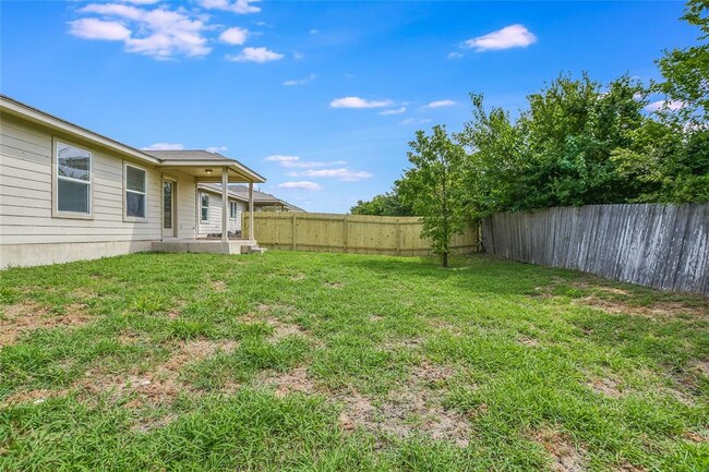 Building Photo - 18612 Great Falls Dr