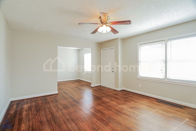 Building Photo - Professionally Renovated Brick Ranch - Ready to Move-In!