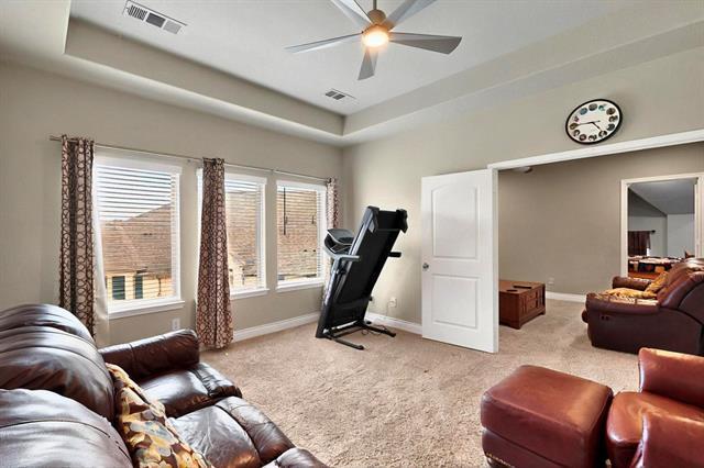 Building Photo - 505 Amistad Cv