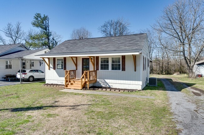 Building Photo - 48 Vero Beach Ave