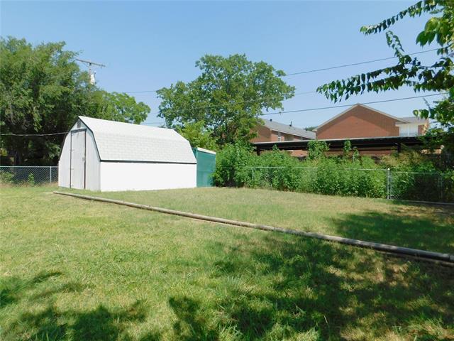 Building Photo - 705 Sun Valley Dr