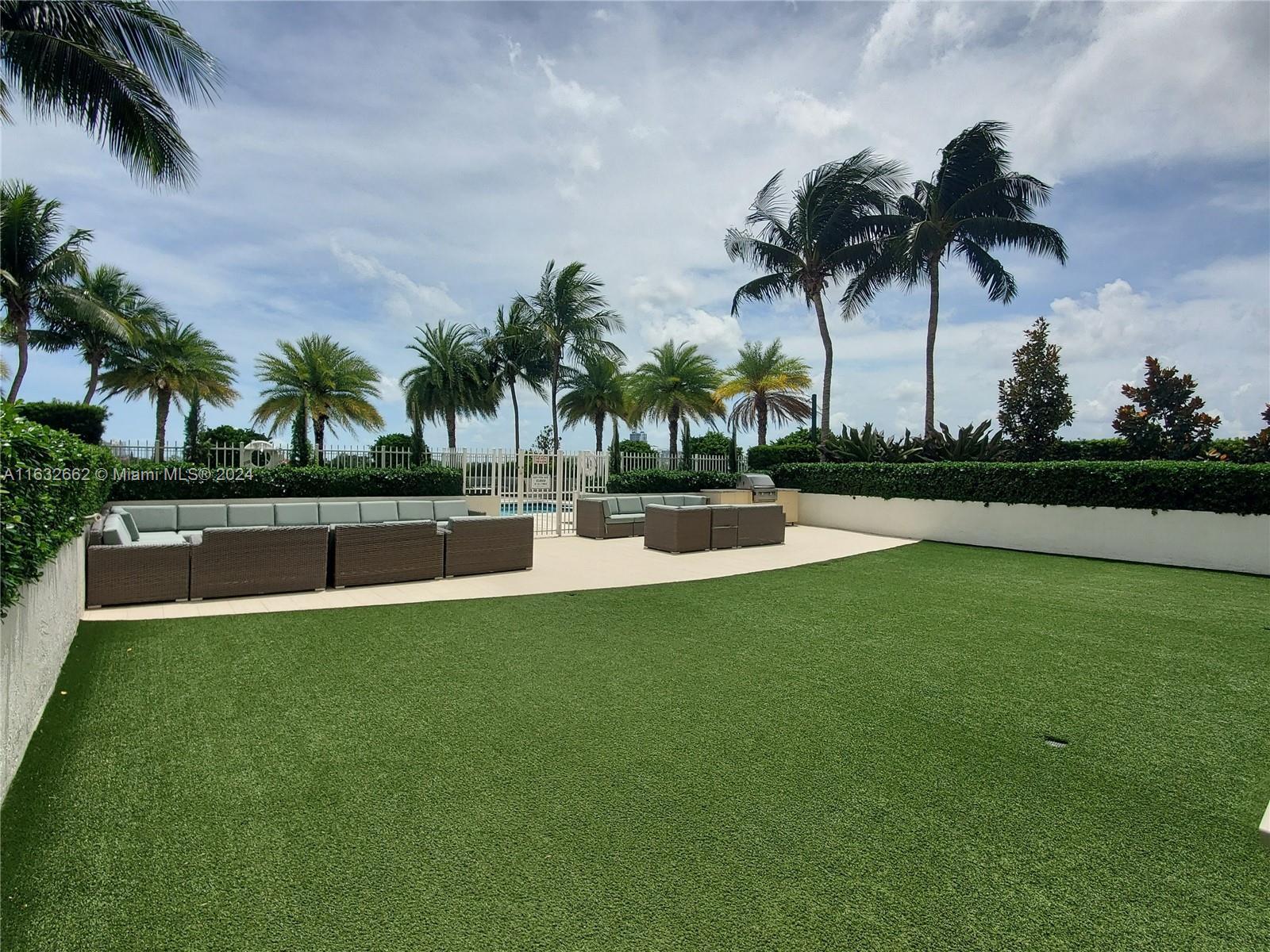 Building Photo - 3000 Coral Way