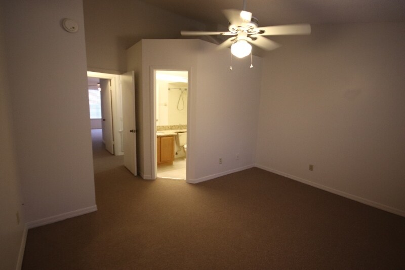 Building Photo - 11355 Stratton Park Dr