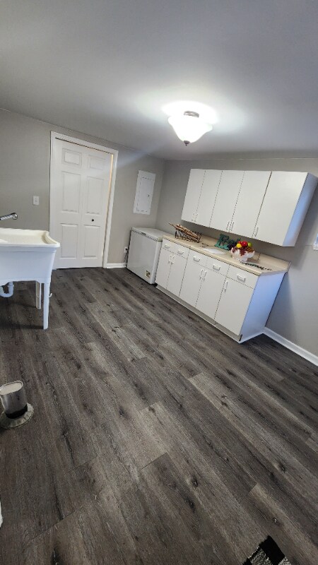 Building Photo - 726 Michigan St