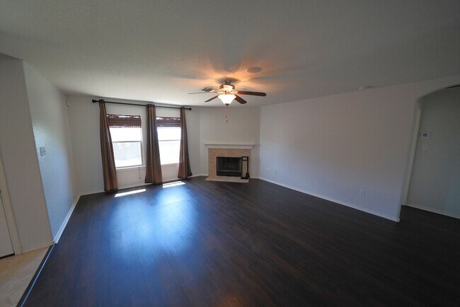 Building Photo - 6307 Myrtle Run
