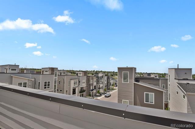 Building Photo - 20999 E Quincy Dr