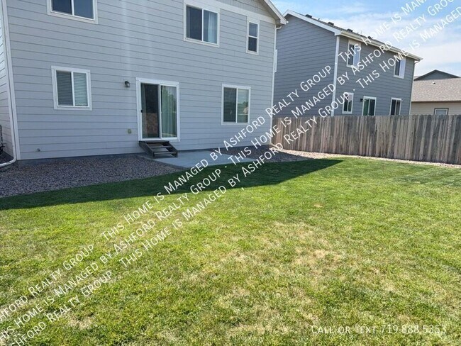 Building Photo - 6142 Meadowbank Ln