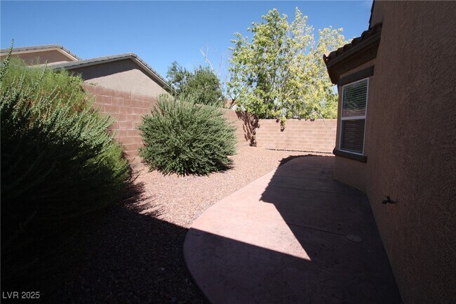 Building Photo - 11608 W Sleepy Heaven Pl