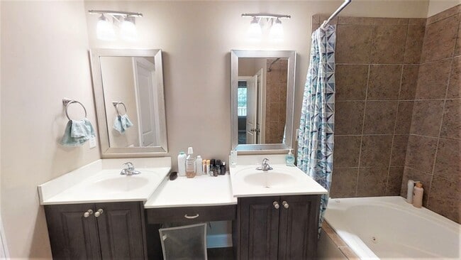 Building Photo - 509 Brantley Cove Cir