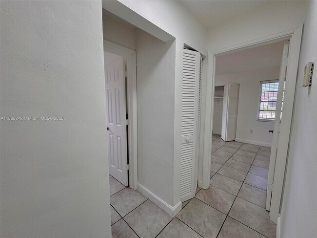 Building Photo - 3630 SW 87th Ave