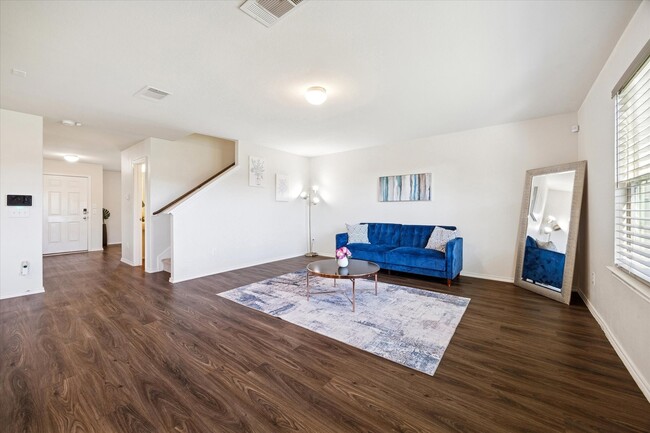 Building Photo - 1606 Avocet Way