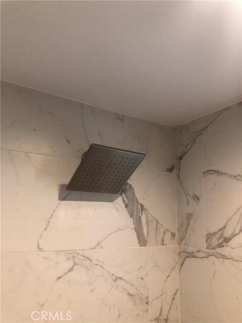 Building Photo - 1866 N Ave 56