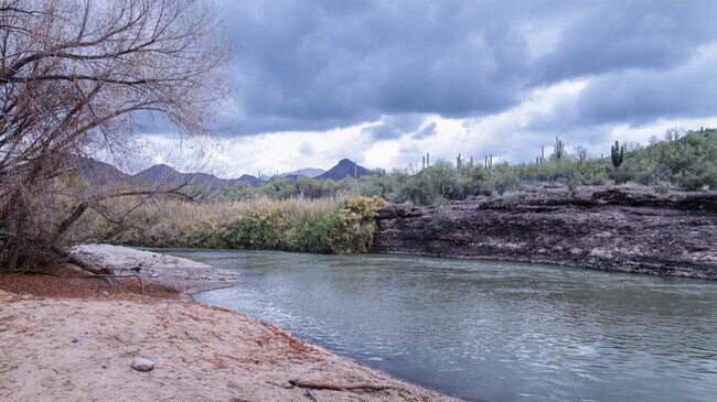 Building Photo - 3bed/2bath Home in North Scottsdale! Ready...