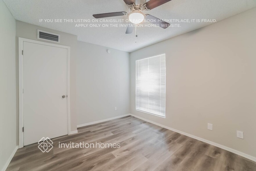 Building Photo - 17218 N 34th St