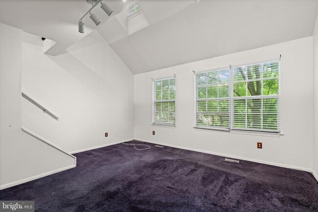 Building Photo - 6957 Rockfield Rd