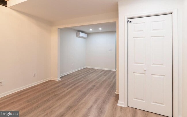 Building Photo - 130 Krams Ave