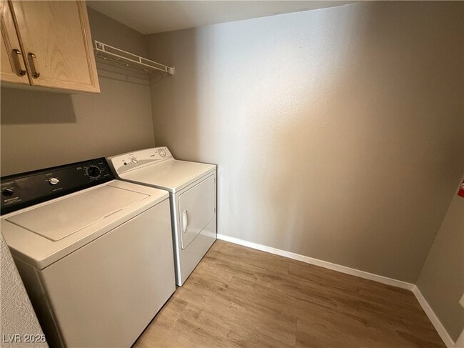 Building Photo - 8425 Blazing Sun Ave