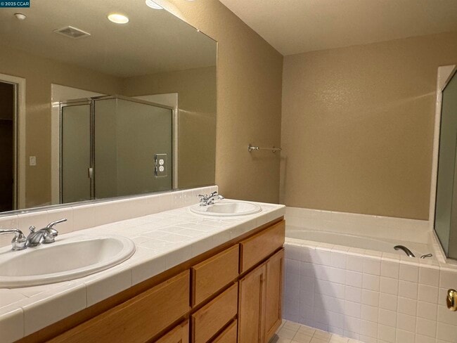 Building Photo - 2728 Ashwell Ln