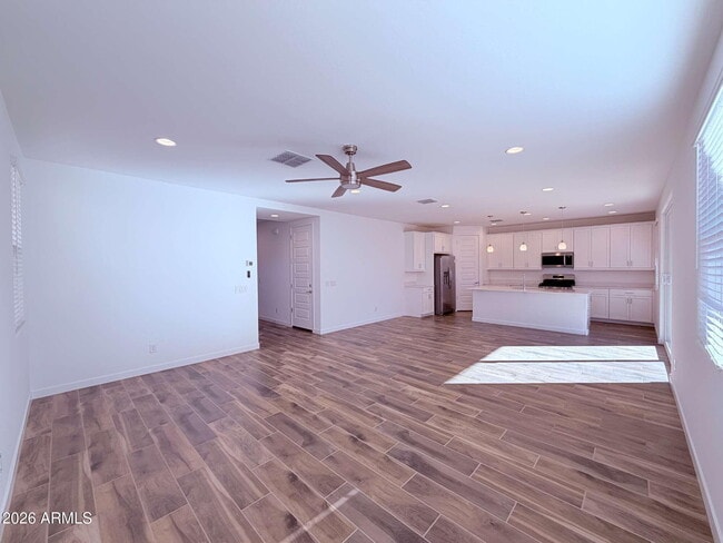 Building Photo - 8307 E Peterson Ave