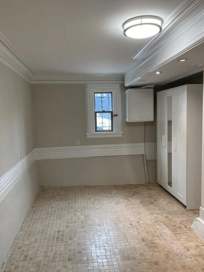 Building Photo - 2612 20th St