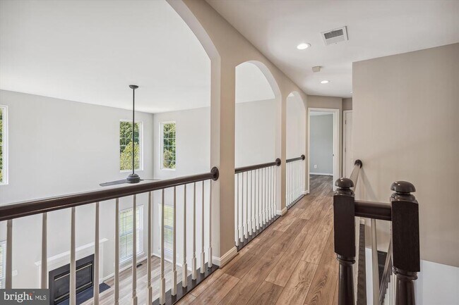 Building Photo - 2973 Myrtlewood Dr
